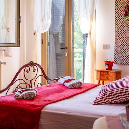 La Vie En Rose Bed and Breakfast Buia Εξωτερικό φωτογραφία