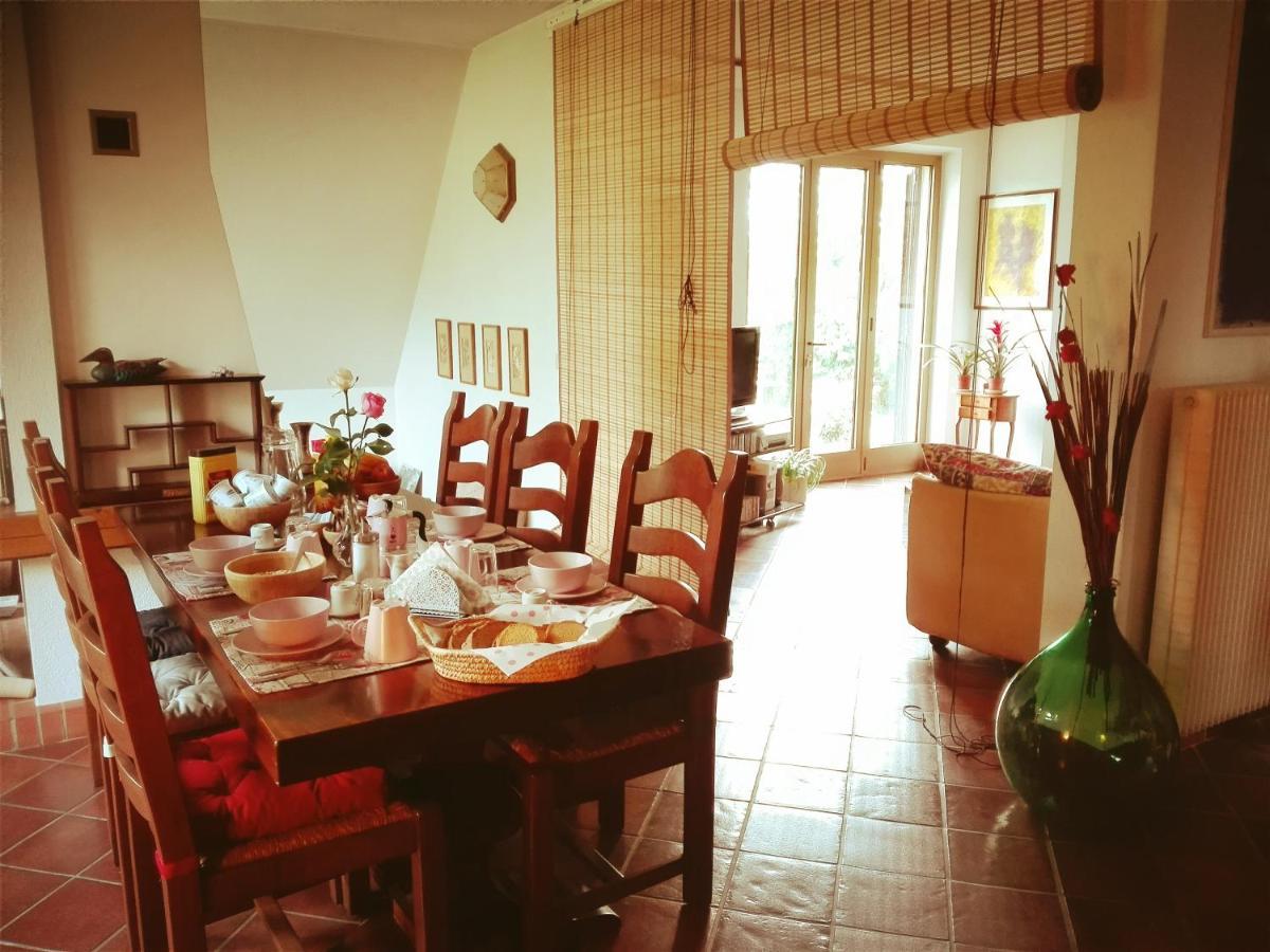 La Vie En Rose Bed and Breakfast Buia Εξωτερικό φωτογραφία