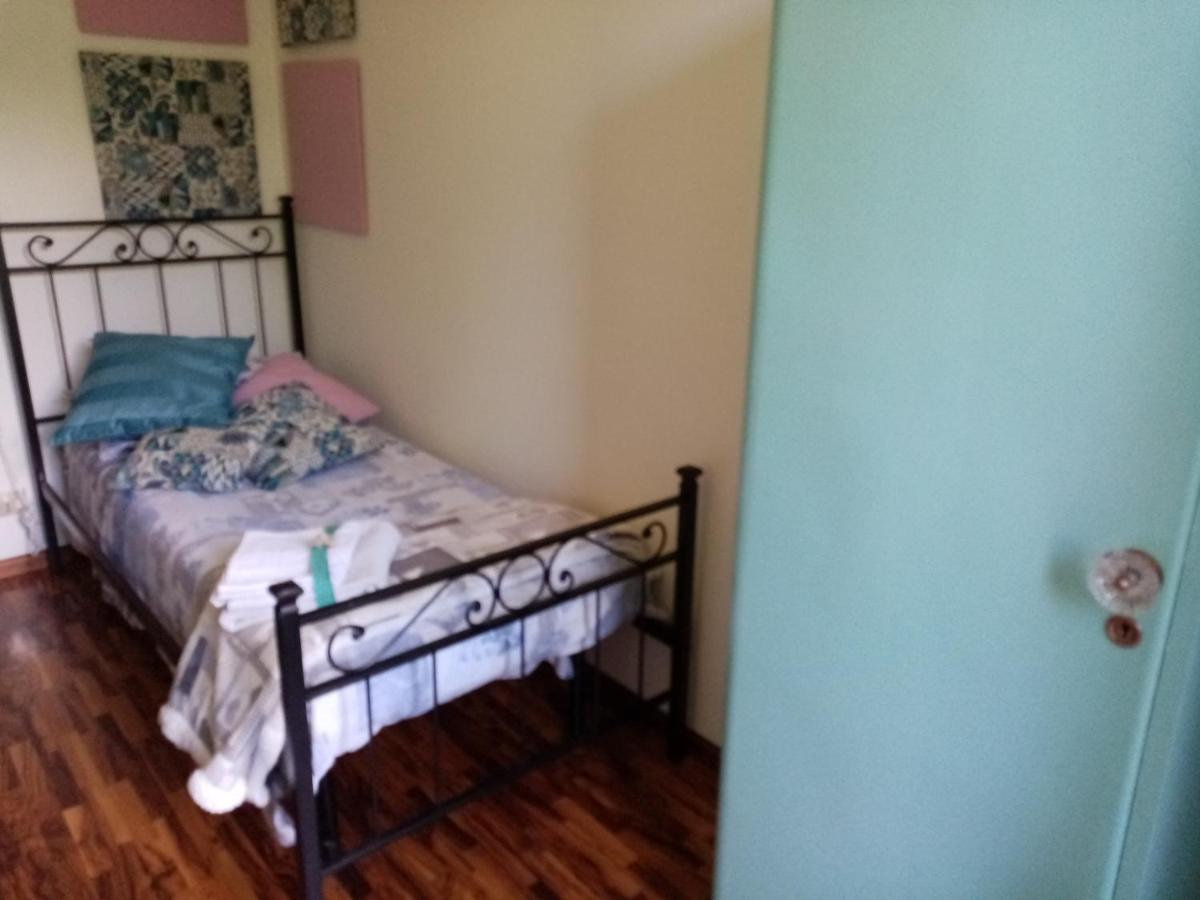 La Vie En Rose Bed and Breakfast Buia Εξωτερικό φωτογραφία
