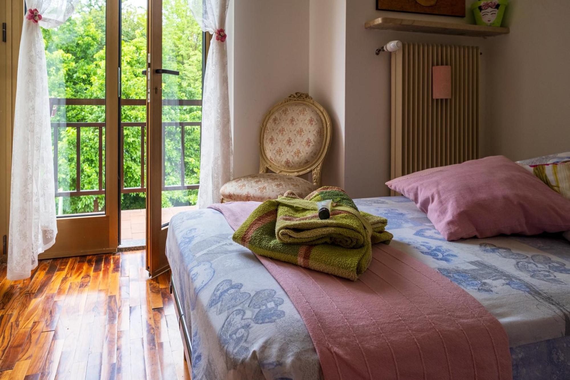 La Vie En Rose Bed and Breakfast Buia Εξωτερικό φωτογραφία