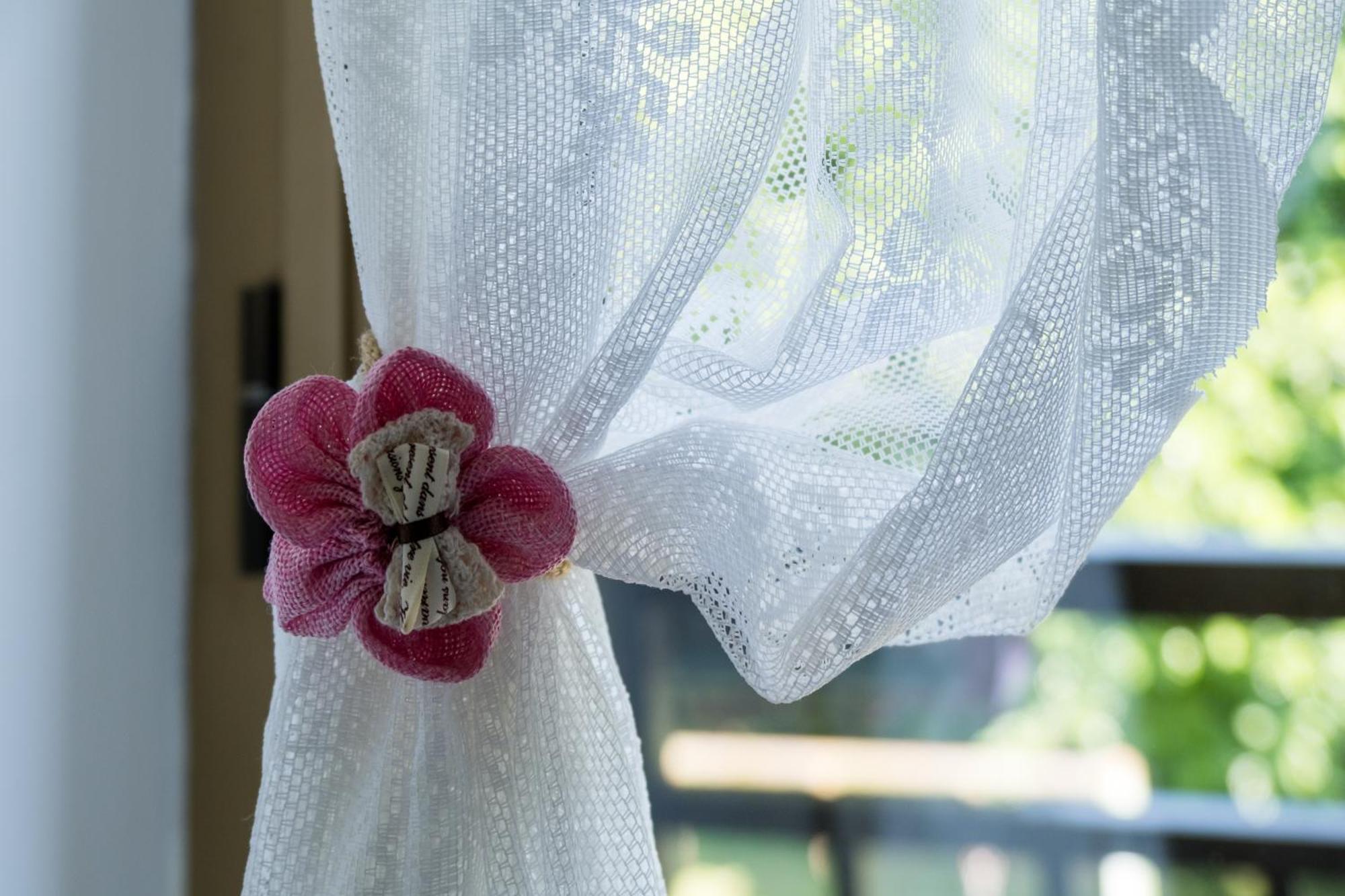 La Vie En Rose Bed and Breakfast Buia Εξωτερικό φωτογραφία
